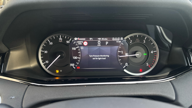 Land Rover Range Rover Evoque 2.0 D200 R-Dynamic SE 5dr Auto Diesel Hatchback